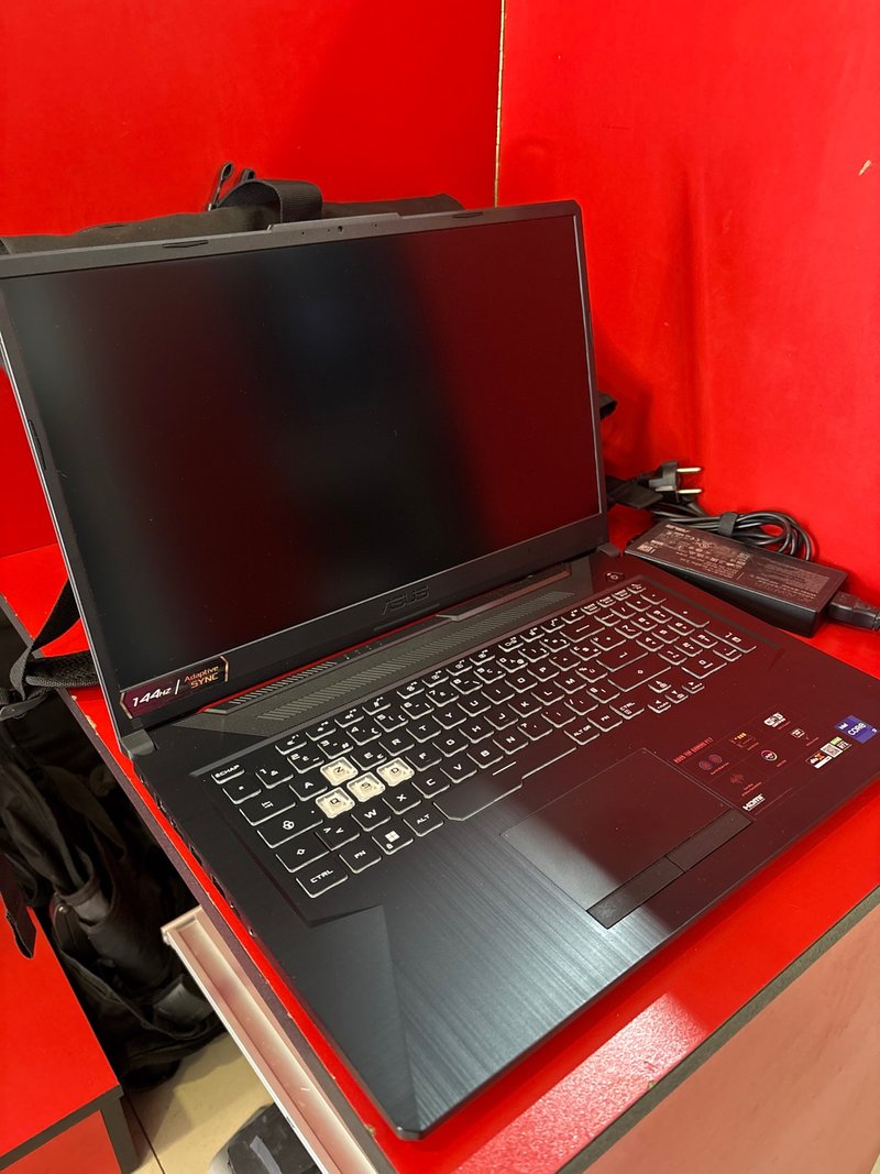 Portátil Asus TUF Gaming F17